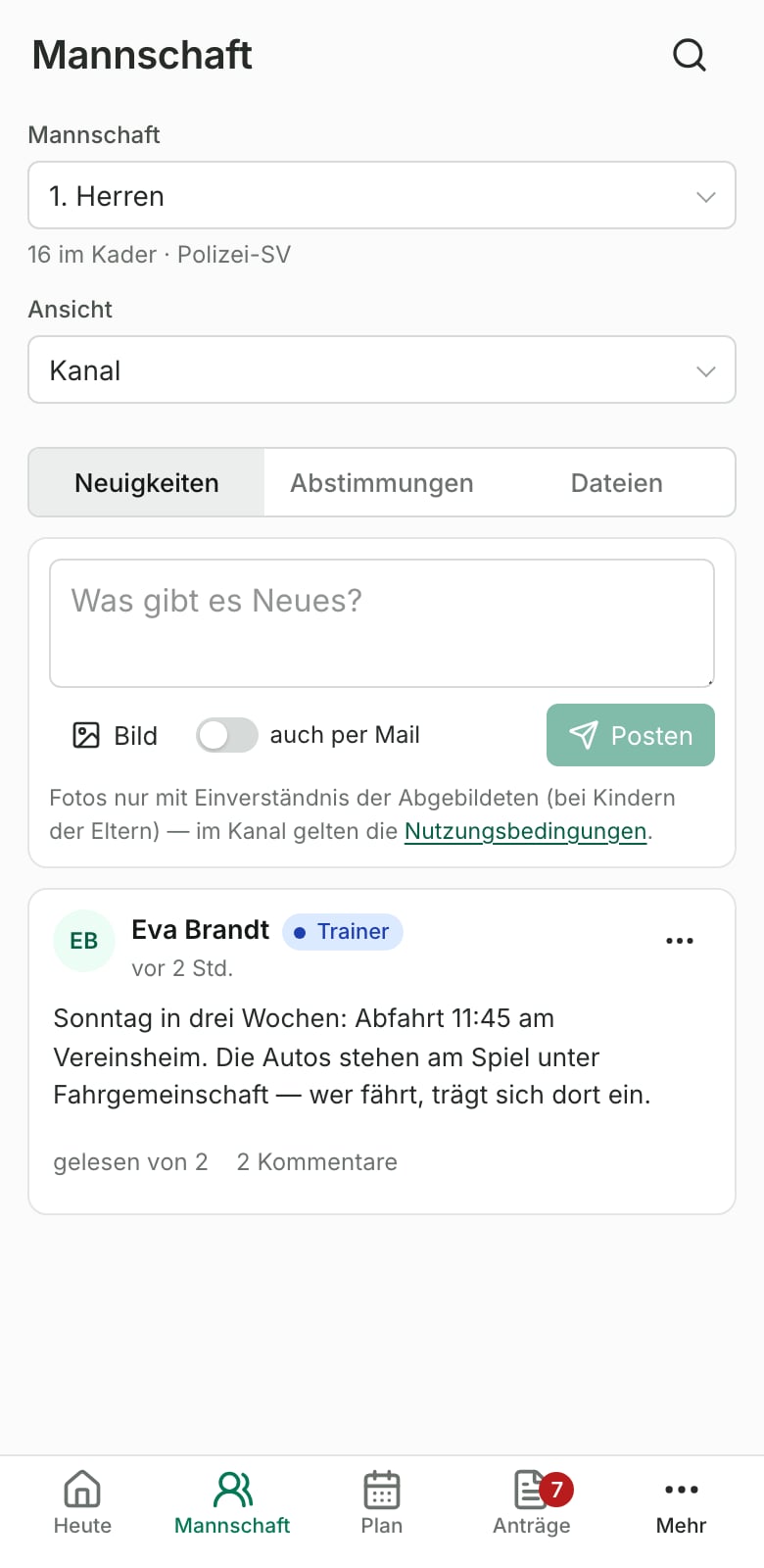 Kanal der Mannschaft am Handy: das Feld für Neues, darunter ein Beitrag des Trainers mit „gelesen von“ und Kommentaren